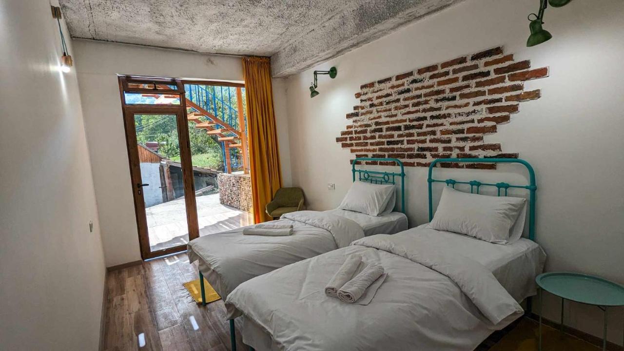 Hotel Arevi Gosh Esterno foto