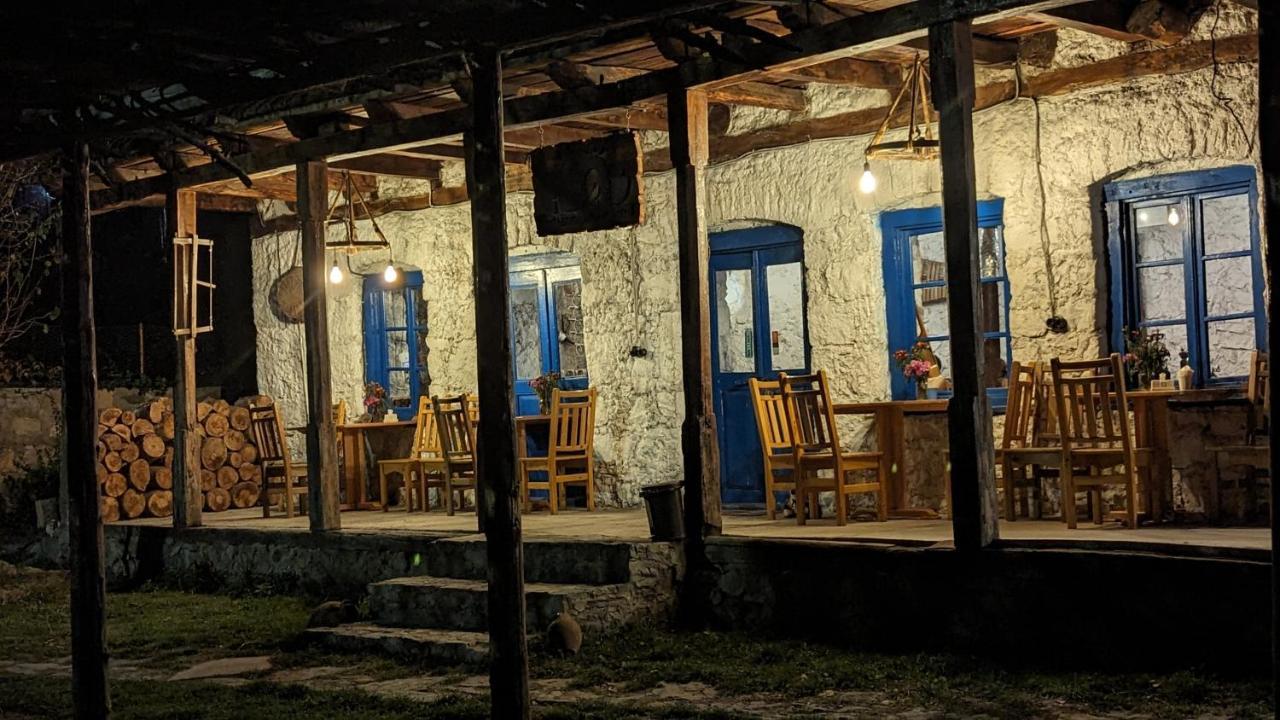 Hotel Arevi Gosh Esterno foto